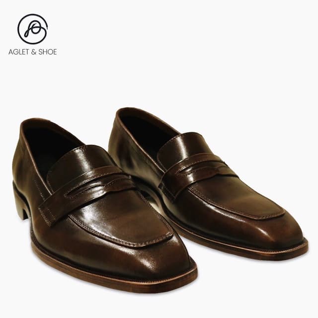 Brown patina loafars